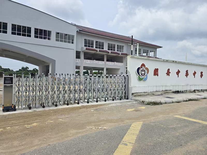 Factory Entrance Solutions: Premium Aluminum Gates for Industrial Facilities